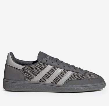 adidas casual gray  shoes