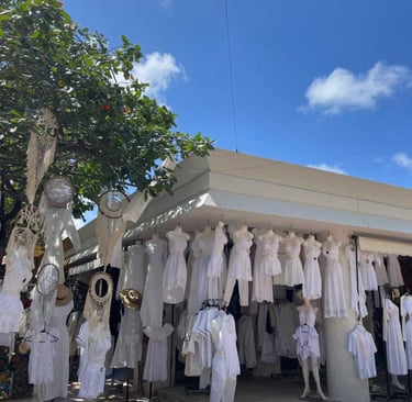 Aqui es Tulum en Centro Artesanal Tulum