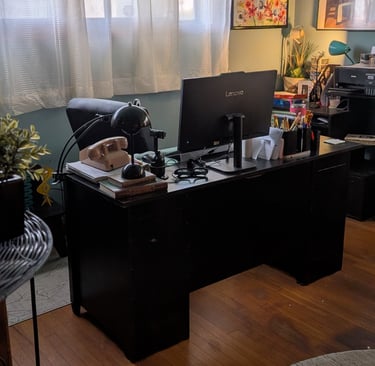 Aunt Susie's home office 