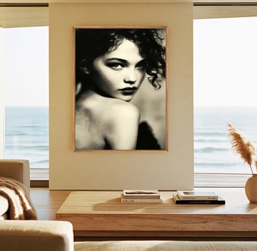 Portrait femme grand format 70x105 cm encadré salon — tirage unique 1/1 Hahnemühle par Enzo Minardi
