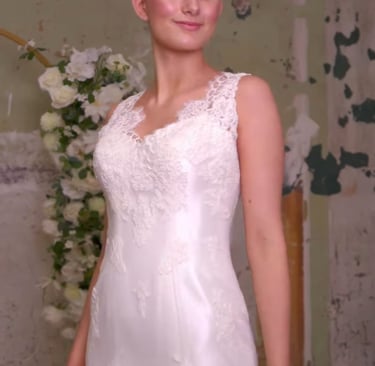 Wedding Makeup of  Bride by Amor De Oro(Akriti Joshi) at an Event of Encore Bridal Studio in Hamilton , Burlington, Oakville.