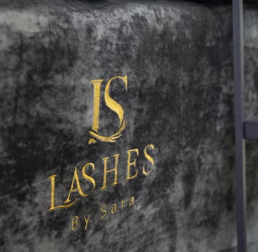 Lashes logo