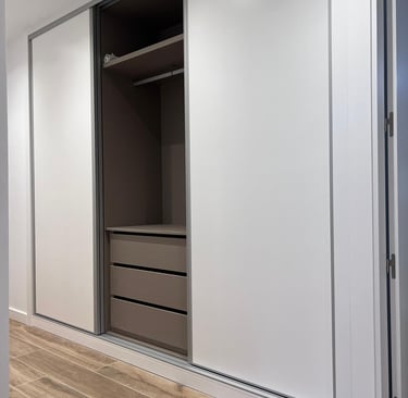 Diseño e Instalación de Cocinas a Medida, Armarios y Puertas