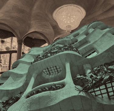 Casa Mila, Barcelona, Antonio Gaudi