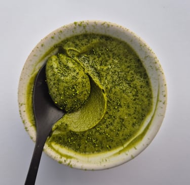 matcha kulinarine, matcha mouse, žali desertai, vegetariskas desertas