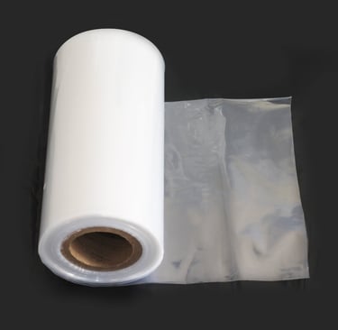 Bobina seladora transparente no fundo preto