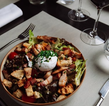 Salade lyonnaise entrée
