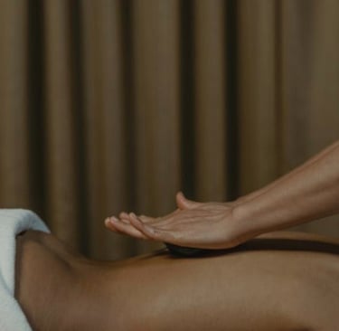 Massage sur le bas du dos