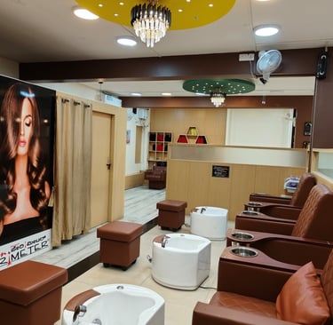 Elegant salon interior VV Puram branch