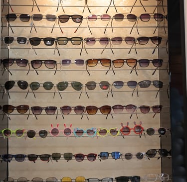 Interior sun glass arragements of noah optics