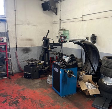 Atelier de montage de pneus à Gretz Armainvilliers avec accueil client et station de montage gratuite Gretz Pneu