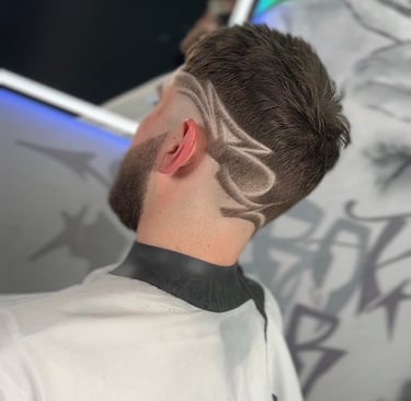 Barzdos formavimas ir plauku isskutinejimas  modernus kirpimas