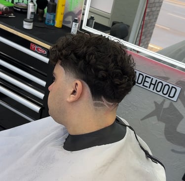 taper fade ir isskutinejimas ant plauku