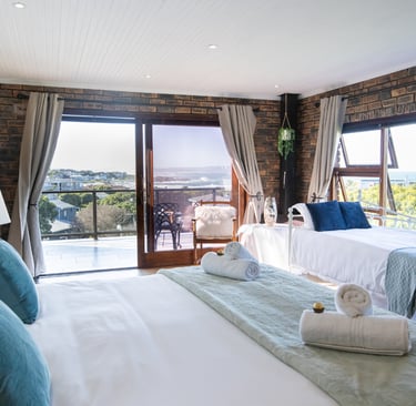 White Shark Guest House Flamingo's Nest Room