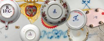 Examples of artist marks on porcelain