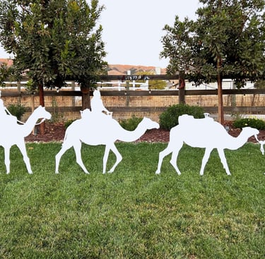 3 Wise Men white silhouettes outside display