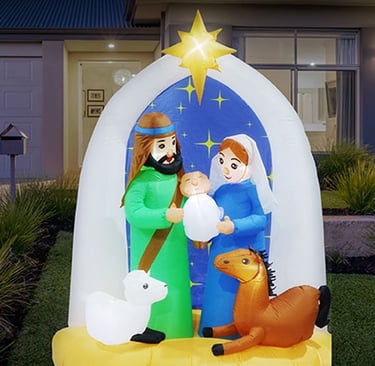 Outdoor inflatable Nativity scene