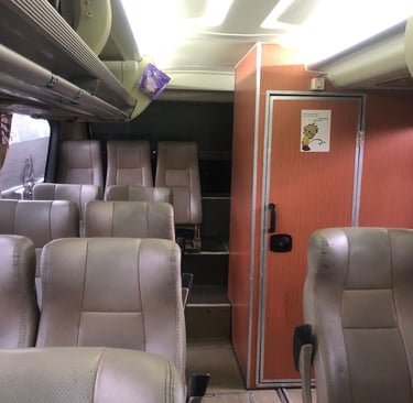 Bus Pariwisata Toilet