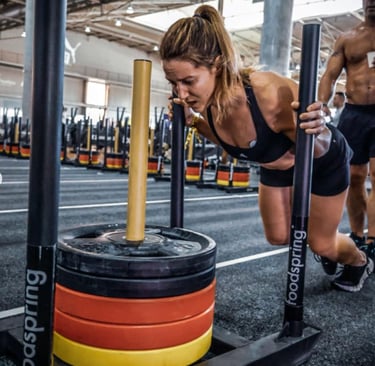 Mujer entrenando en Area 91 Hps