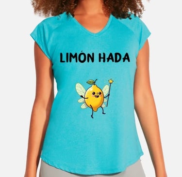 Camiseta con dibujo de un limón con alas y varita mágica. Juego de palabras: Limón Hada