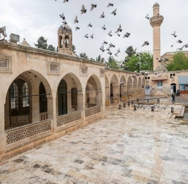 Halil-ür Rahman Camii | Şanlıurfa Gezilecek Yerler