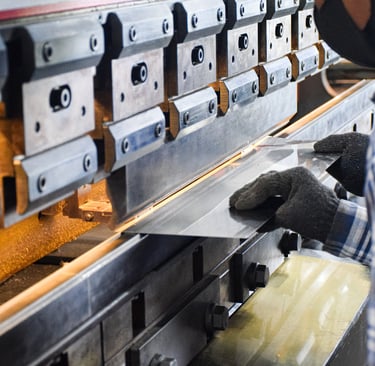 Hydraulic bending machine for precision stainless steel sheet forming in industrial kitchen fabricat