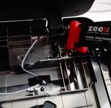 reparacion bisagra notebook laptop Dell Lenovo Asus HP Samsung y más