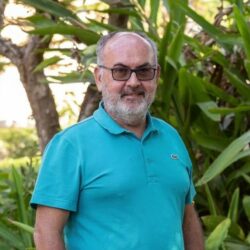 Dr. Felix  López Figueroa