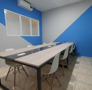 view meeting room dari depan di kaspa space