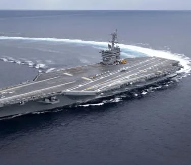 Kapal Induk USS Abraham Lincoln Kabur dari Laut Oman Usai Dihantam Drone IRGC