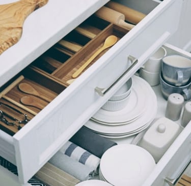 home organiser, Antibes, coach en organisation, rangement, tri, organisation intérieure, 06