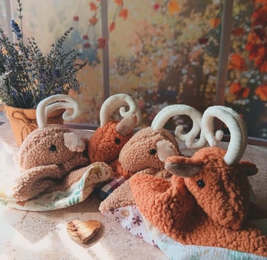 Doudous mouflons collection "Faune des Ecrins"