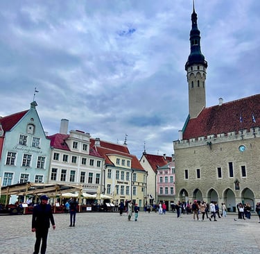Raekoja plats, la Place de l'Hôtel de Ville de Tallinn