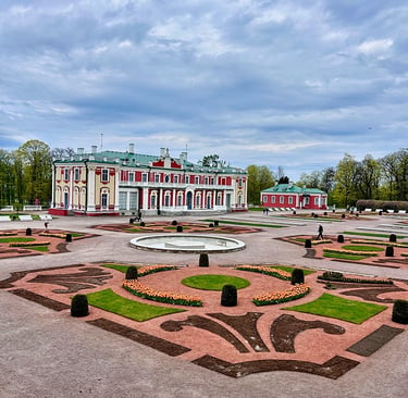 Les jardins du château de Kadriorg à Tallinn
