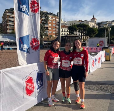 Isabel,Natalia y Eva  antes de iniciar los 5k Ponle freno