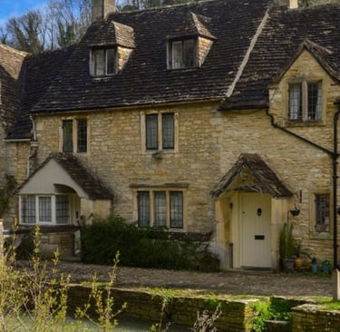 castle-combe-cottage