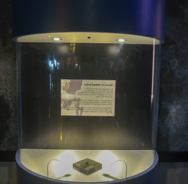 kennedy space center frammento di luna