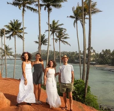 mirissa-coconut-tree-hill-travel2travel-family