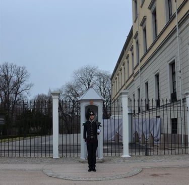 oslo-guardia-reale