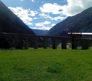 trenino rosso del bernina viadotto