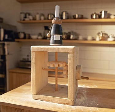 Automate en bois, bigoudène sur mécanisme