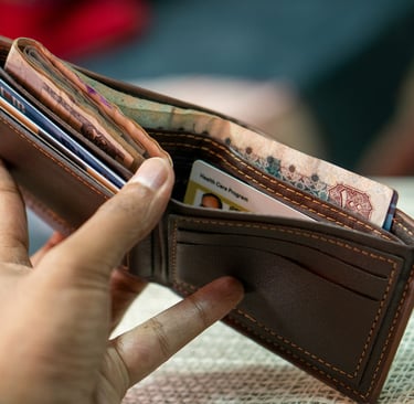 The Psychology of Spending: Why We Buy What We Don’t Need and How to Break the Cycle
