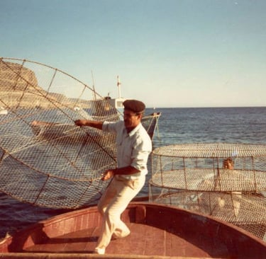 pescador y sus nasas 