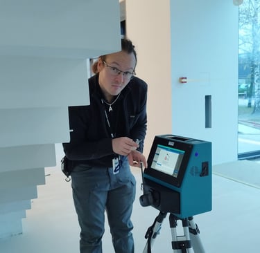 Osoba koja radi izmjeru s Prolinerom