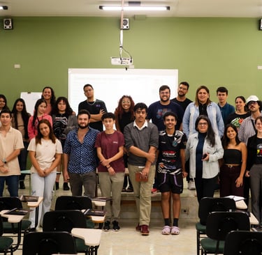 Curso de produção cultural reúne alunas e alunos do ensino médio em Tibagi. Foto: Italo Campos