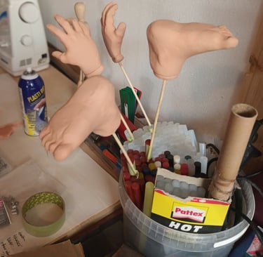 painting doll hands and feet
