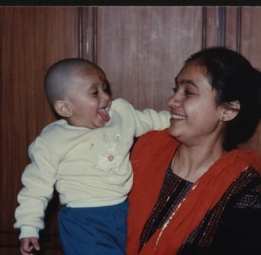 artist smeet k gusani with his mom shital gusani