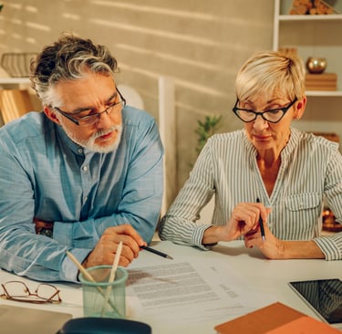 FERS Employee and spouse contemplate retirement options