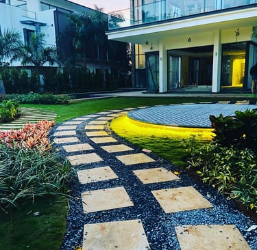 Custom villa garden with fountain and seating