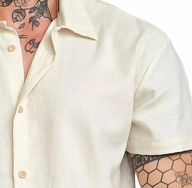 detalhe camisa De viscose e linho da LaVíbora